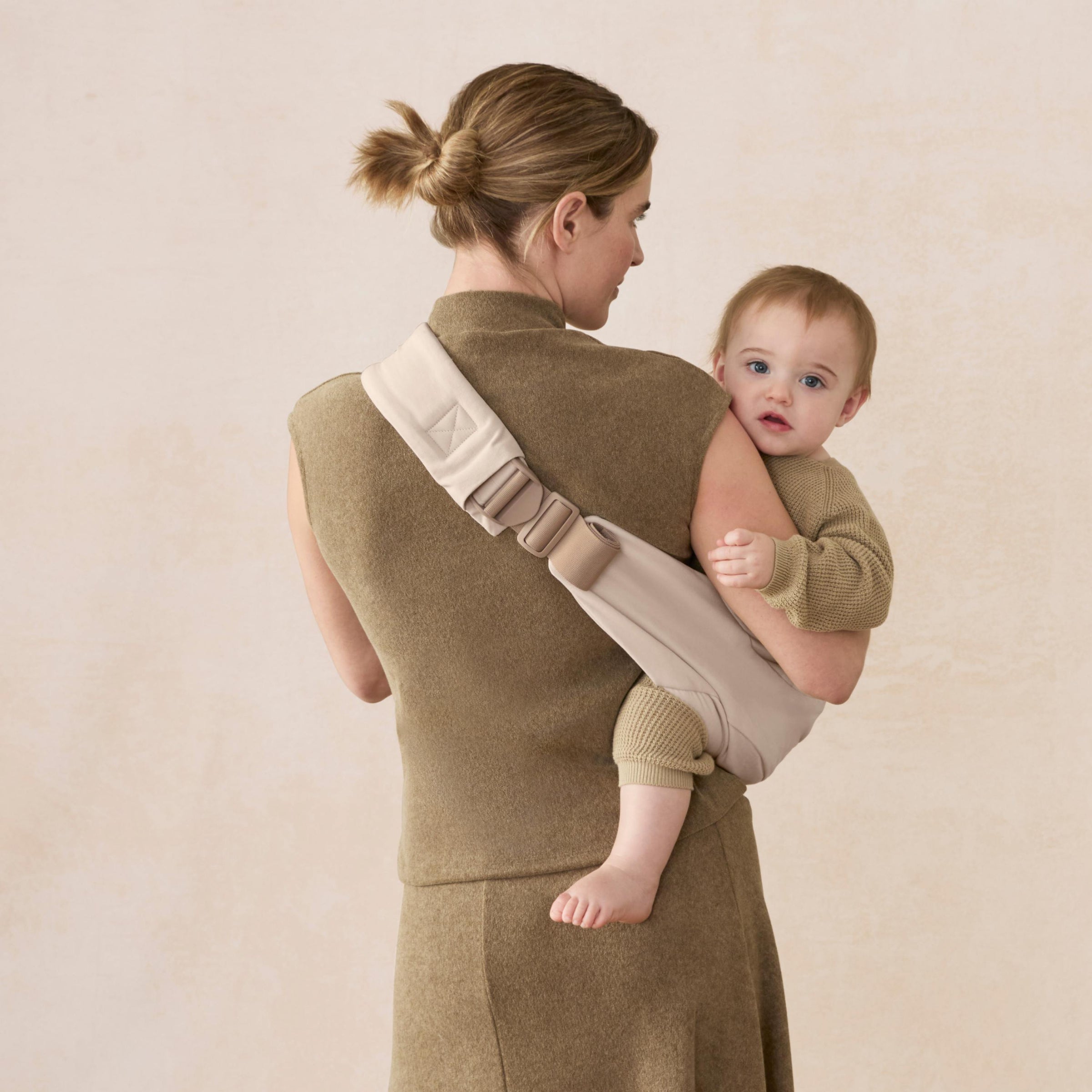 Ergobaby Upsie Sling Carrier