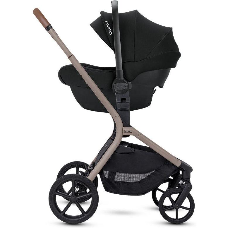 Silver Cross Breez Mid-Size Compact Stroller | PRE-ORDER