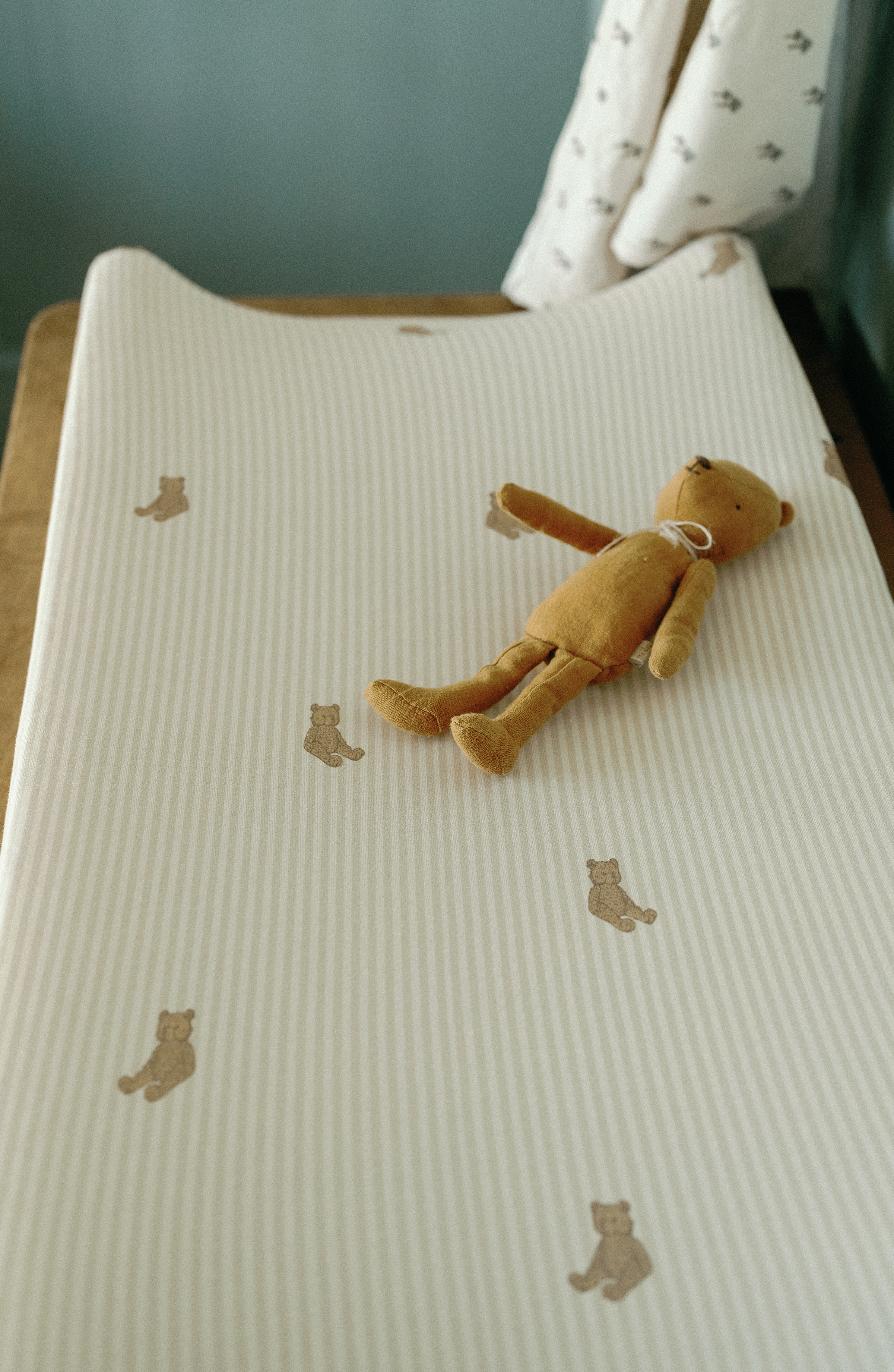 Oilo Bear Changing Pad Cover