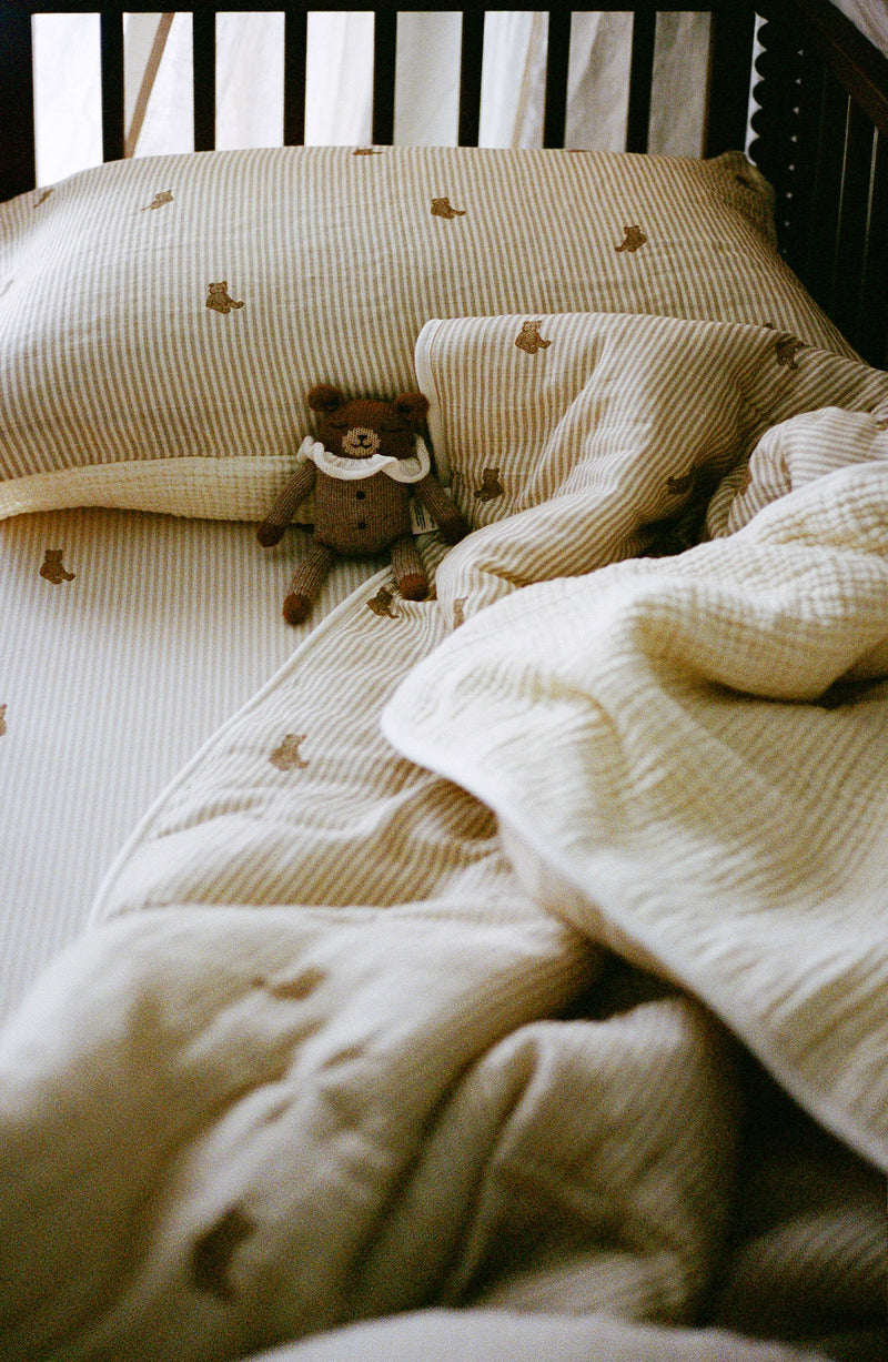 Oilo Bear Crib Sheet