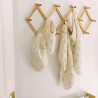 Oilo Bunny & Lily of the Valley Premium Muslin Burp Cloth 2-Pack