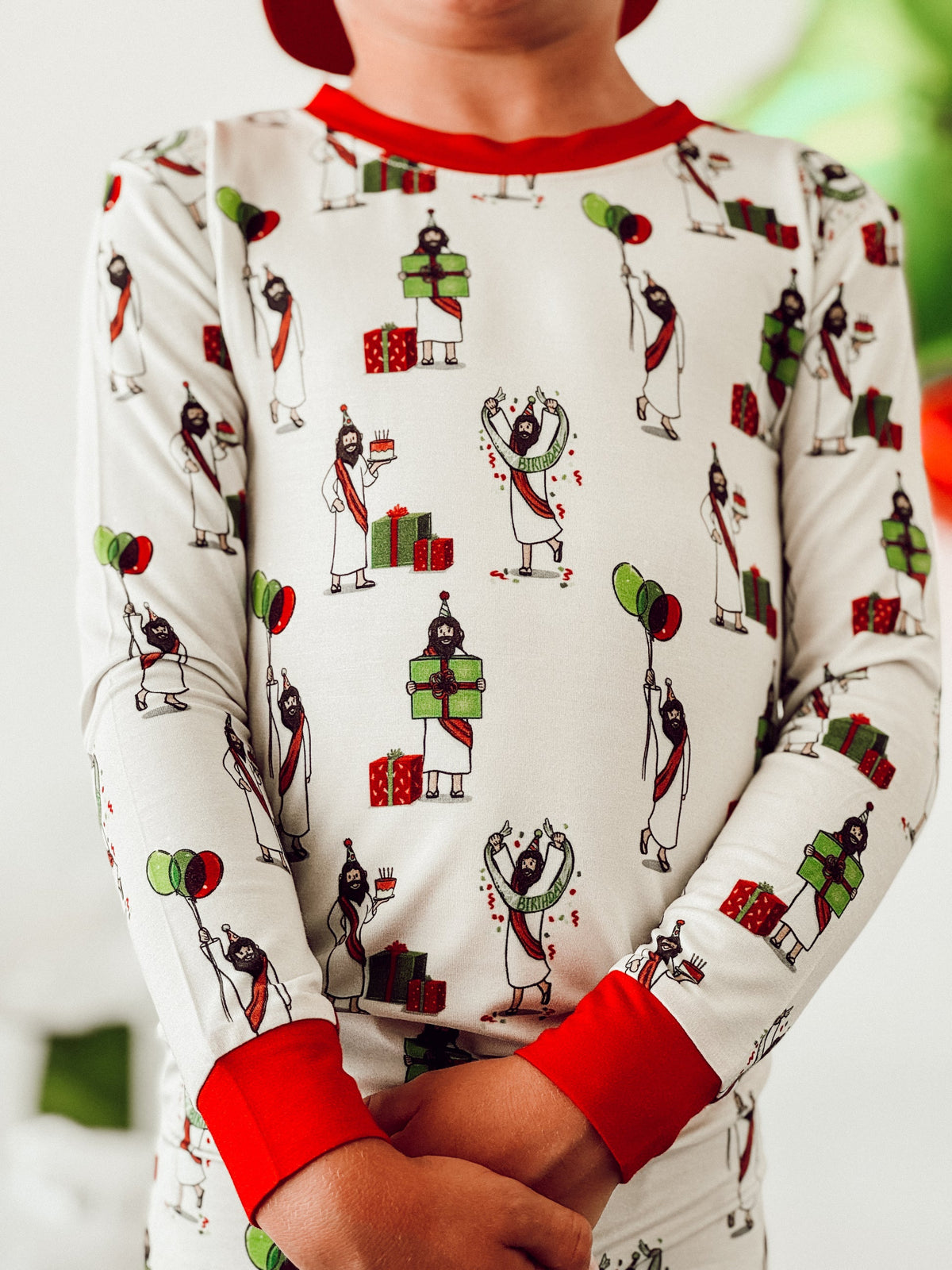 Brve by Fletch The King is Born 2 Piece Pajama Set