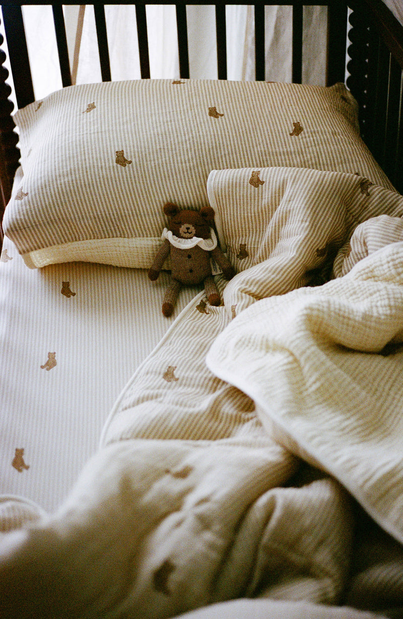 Oilo Bear Premium Muslin Crib Quilt & Sham