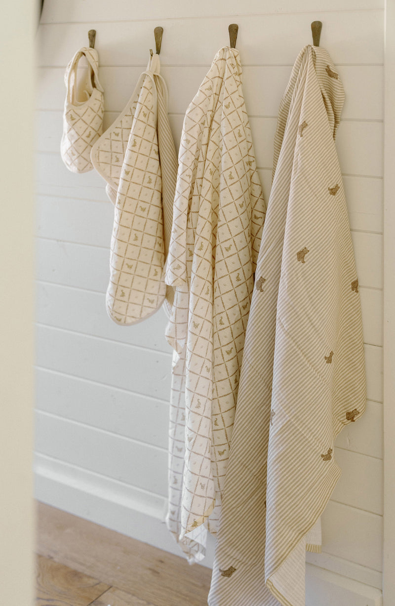Oilo Bear & Duck Muslin Swaddle Blanket Set