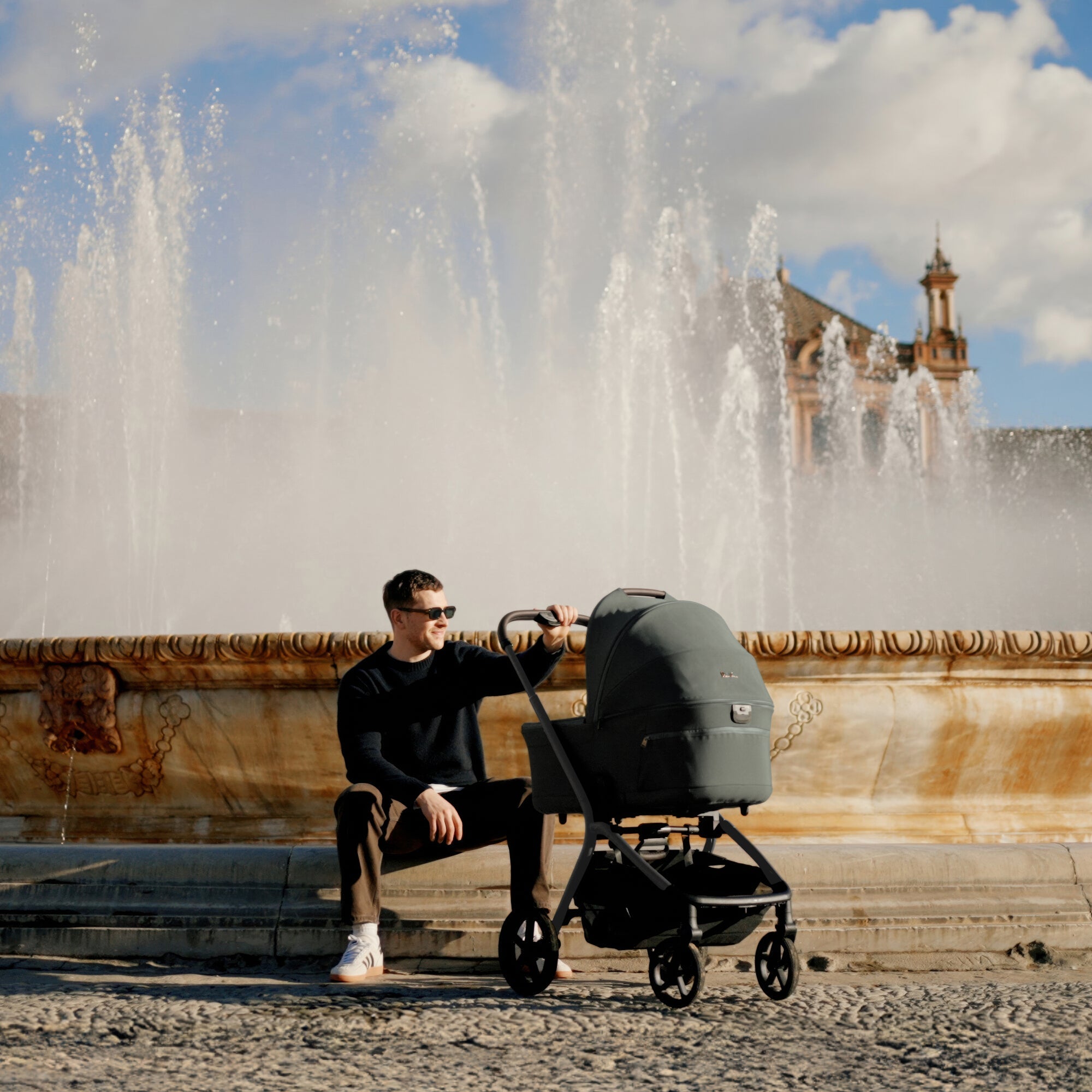 Silver Cross Breez Mid-Size Compact Stroller | PRE-ORDER