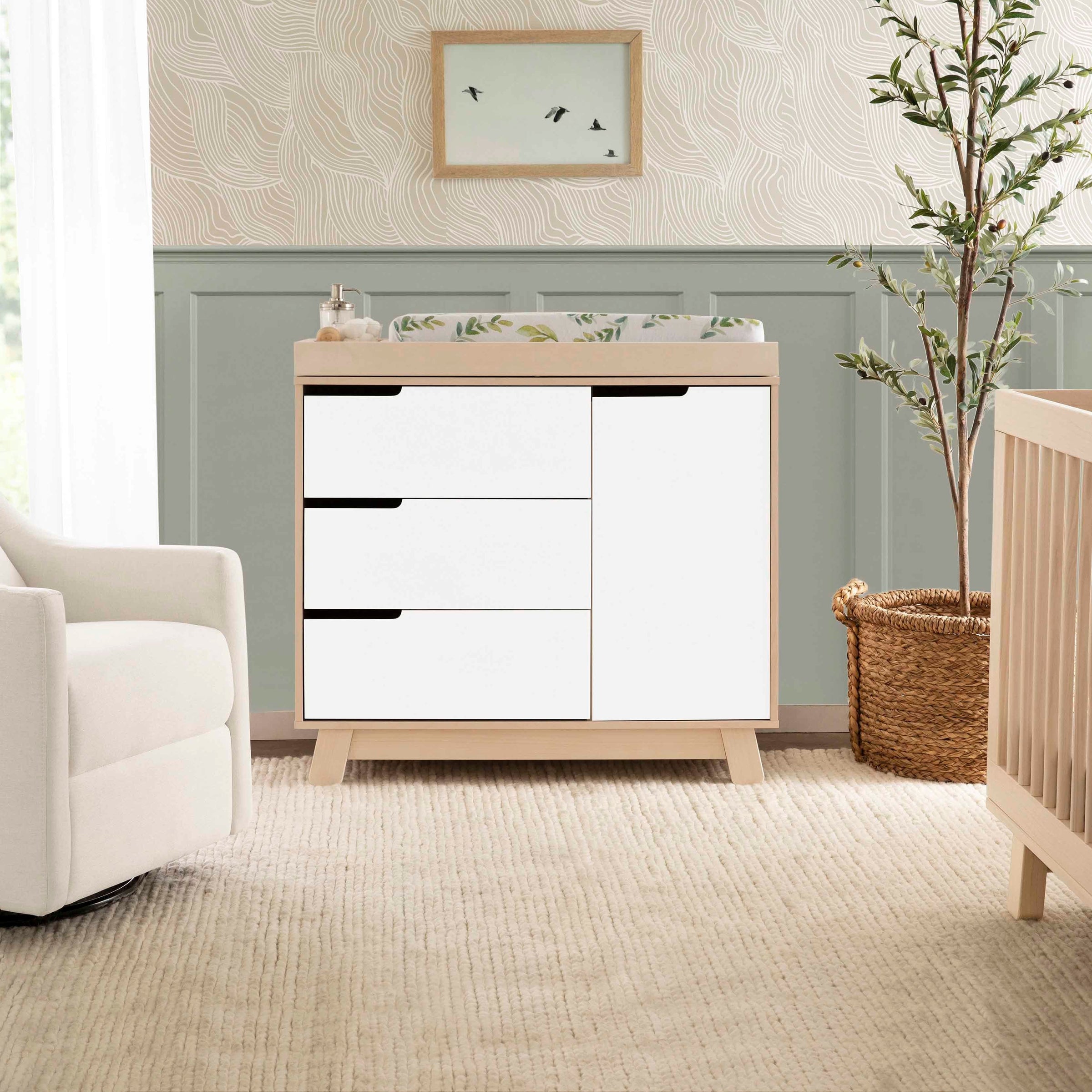 Babyletto Hudson 3-Drawer Changer Dresser with Removable Changing Tray