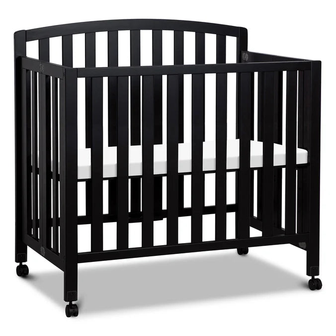 DaVinci Dylan Folding Portable 3-in-1 Mini Crib and Twin Bed