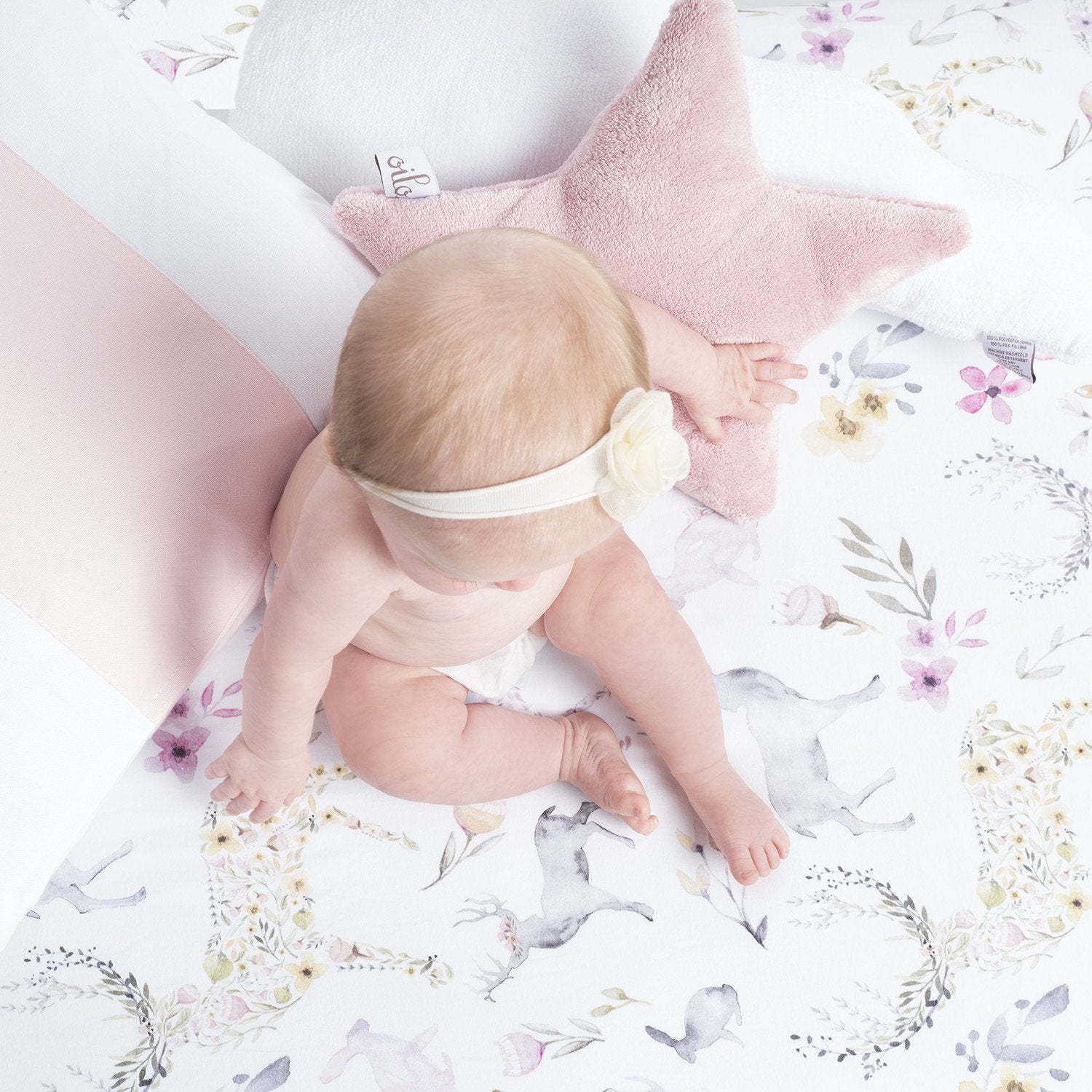 Oilo Blush Star Pillow Crib Kids