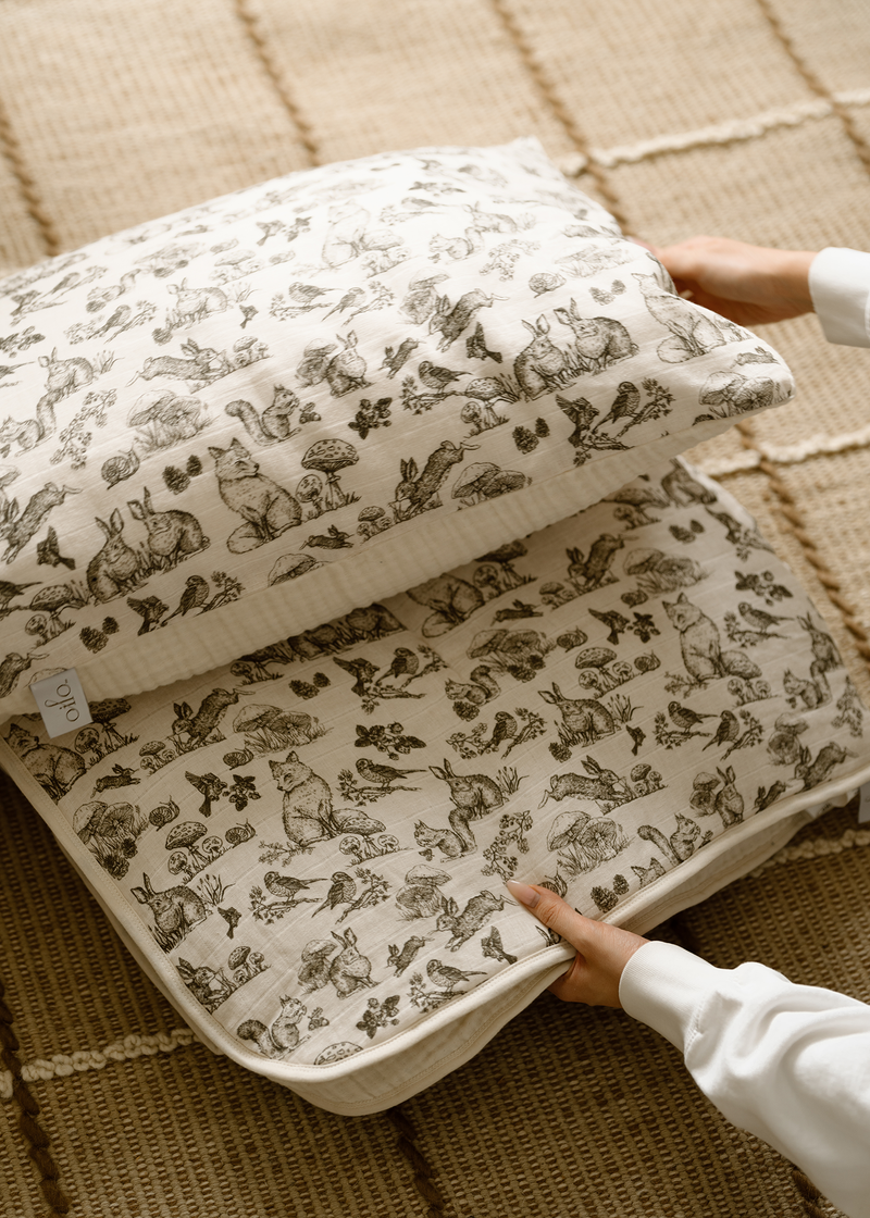 Oilo Woodland Nursery Premium Muslin Crib Quilt & Sham Set