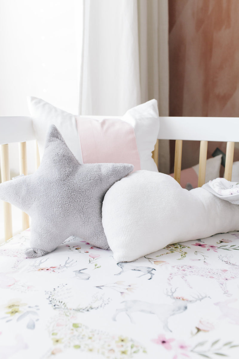 Oilo White Cloud Pillow – Crib & Kids