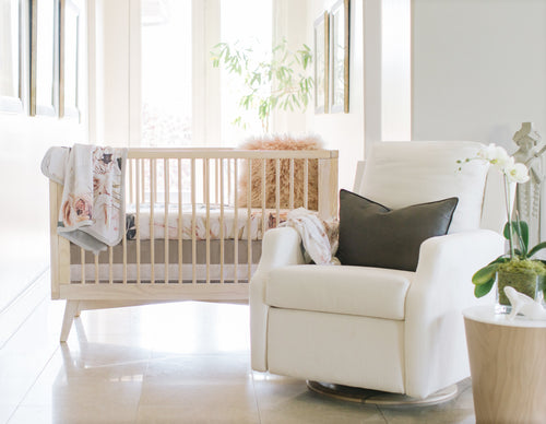 Oilo Vintage Bloom Floral Crib Sheet