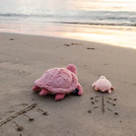 Les Ptipotos  Mama & Baby Turtle-Pink